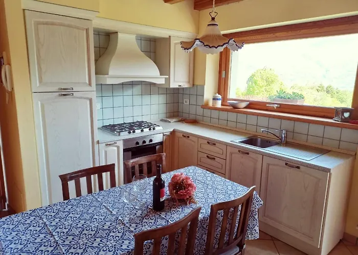 Casa Il Tiglio Affacciata Sul Di Ferienhaus Colico